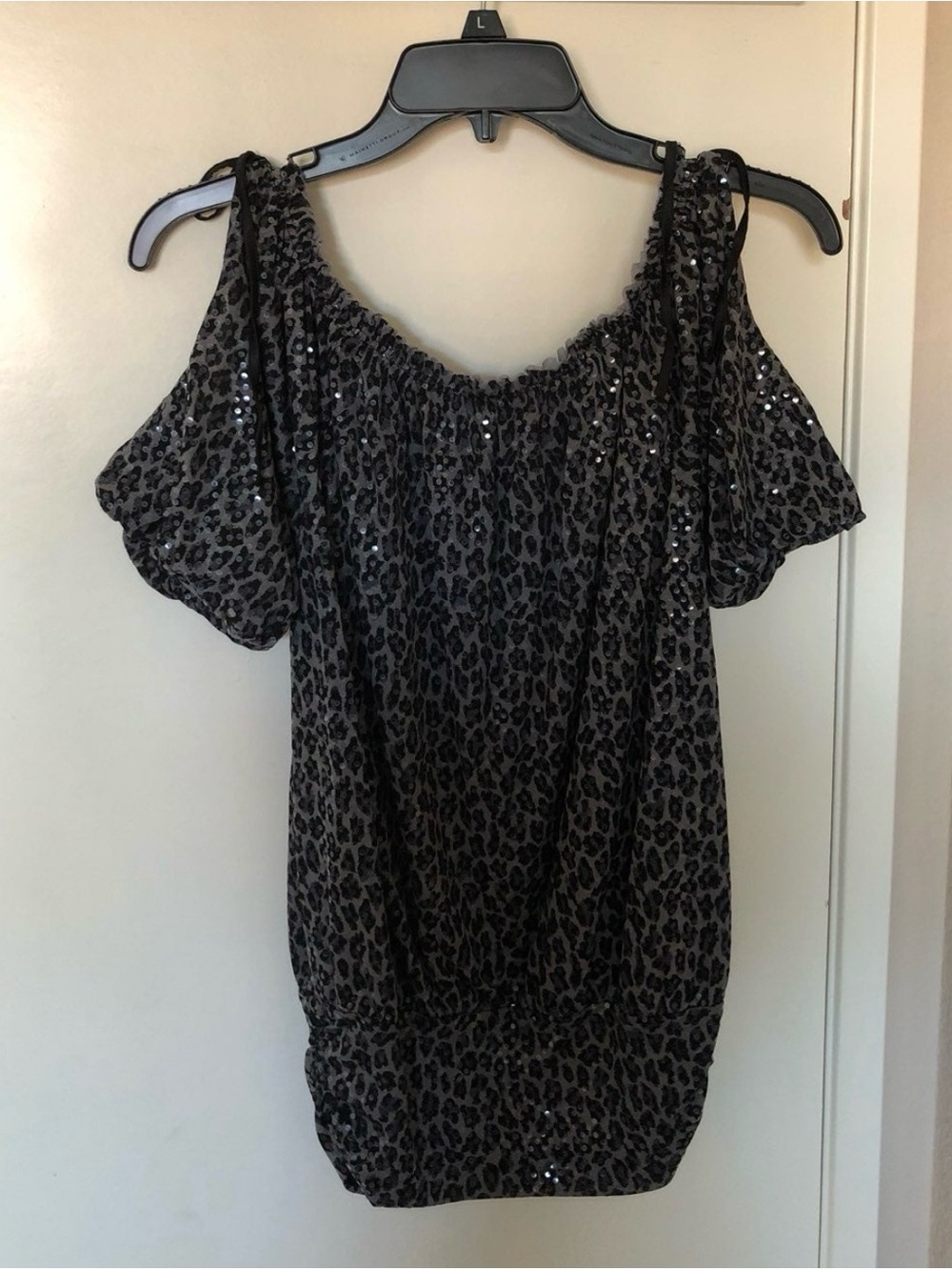 Express Black & Gray Leopard Sequin Cold-Shoulder Top